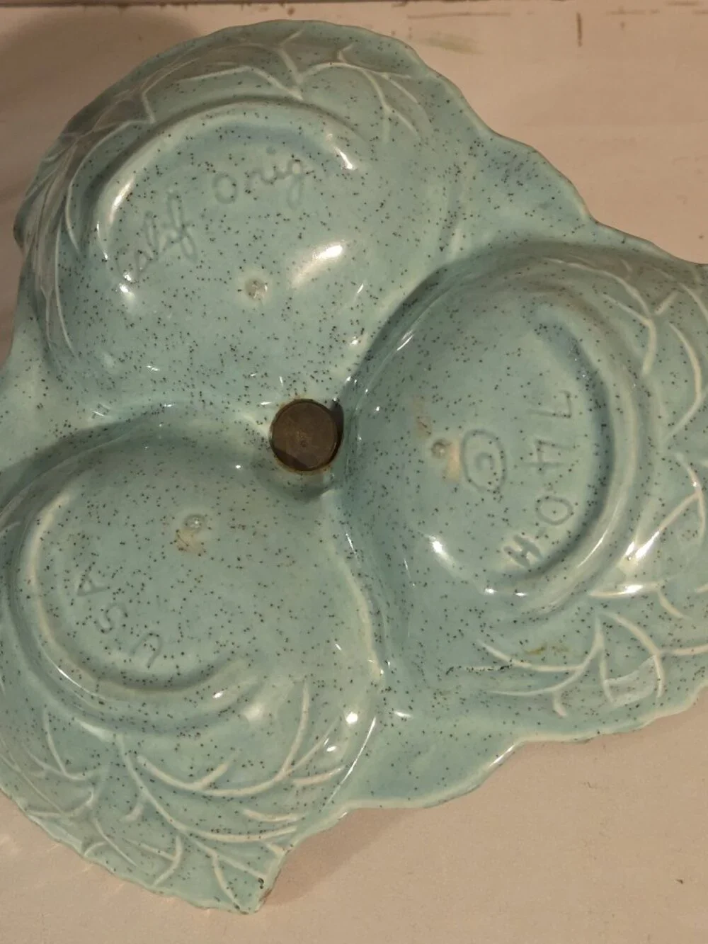 Vtg MCM California USA Pottery Divided Leaf Nut Dish Turquoise Aqua Gold Accents